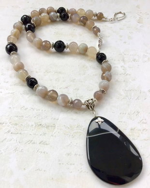 Colier agate dantela & onix
