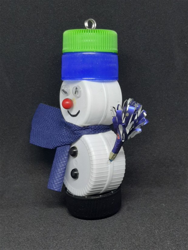 Om de zăpadă  - reciclart