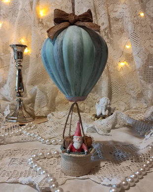 Glob Crăciun-balon cu aer cald