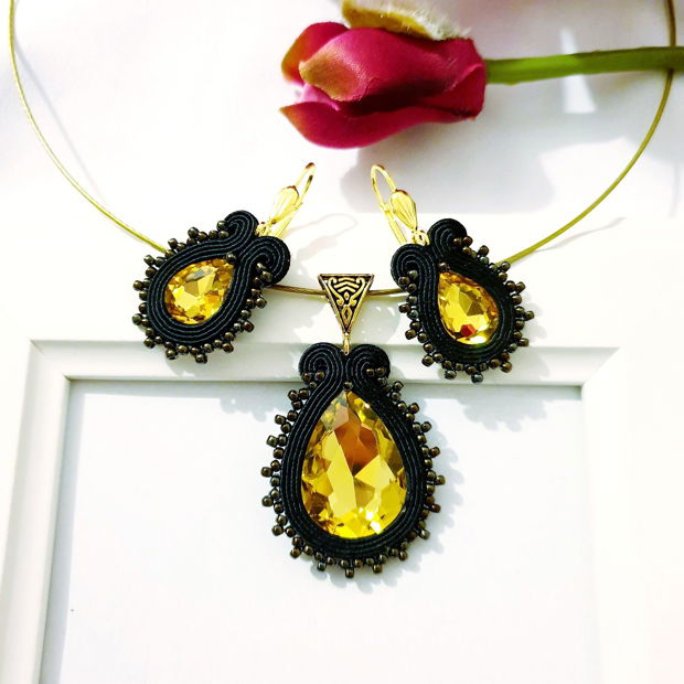 Set soutache  negru cu auriu, Set cristale