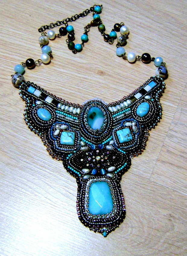 BlackFriday Today ! Turquoise in bronz / pietre semipretioase,jad fatetat,turcoaz fatetat, perle naturale, colier unic, vintage, broderie manuala, bijuterii pe viata