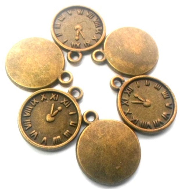 Charm metalic ceas bronz