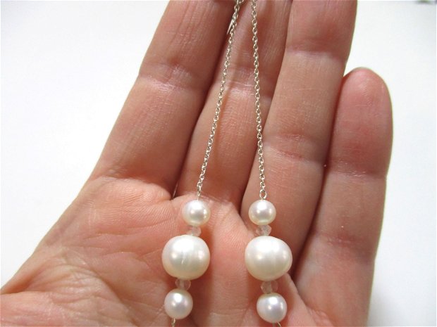 background Descriptive Retired Cercei lungi argint si perle de cultura albe, cu lantisor | Breslo