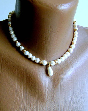Colier din perle naturale albe, hematit auriu si accesorii gold filled