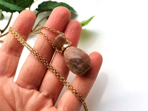 Colier sunstone
