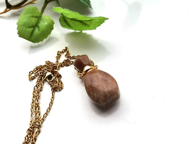 Colier sunstone