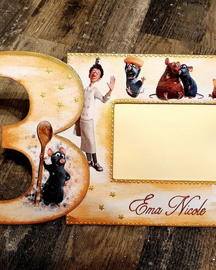 Rama foto personalizata cu cifra aniversara, tema Ratatouille