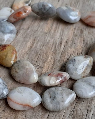 Agate, 20x12 mm