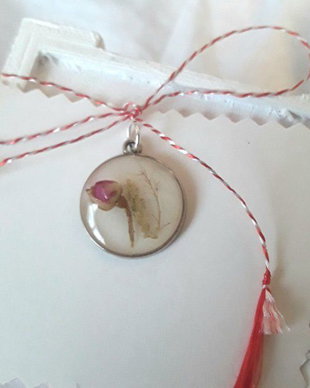 Martisor pandantiv cu trandafir natural roz