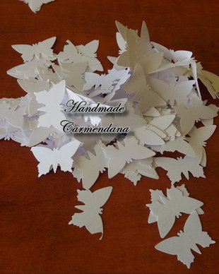 Confetti fluturi
