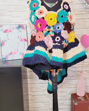 Vestă în tandem cu vremea sau flower power fantasy