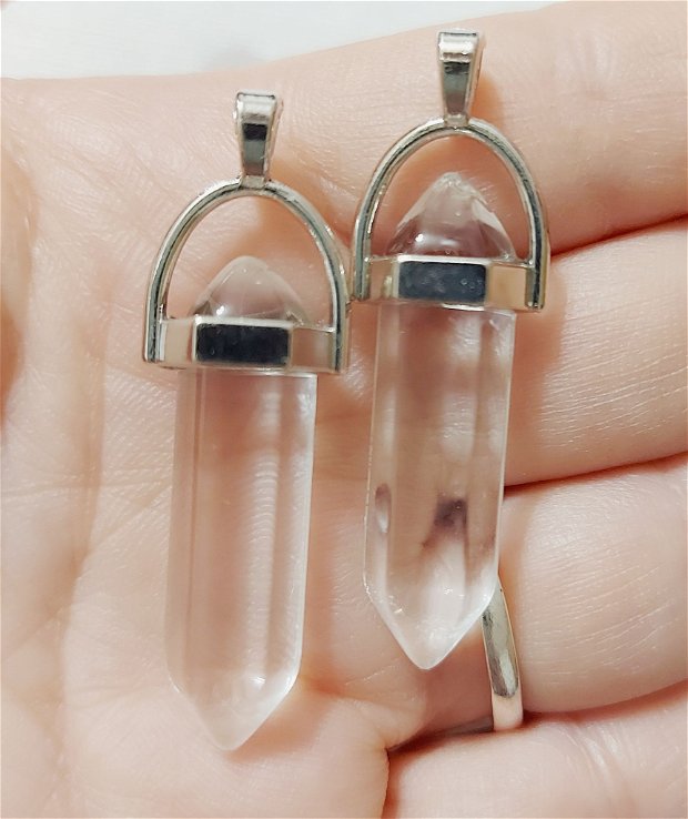 Pandantiv dublu varf din cristal de stanca natural (cuart transparent)