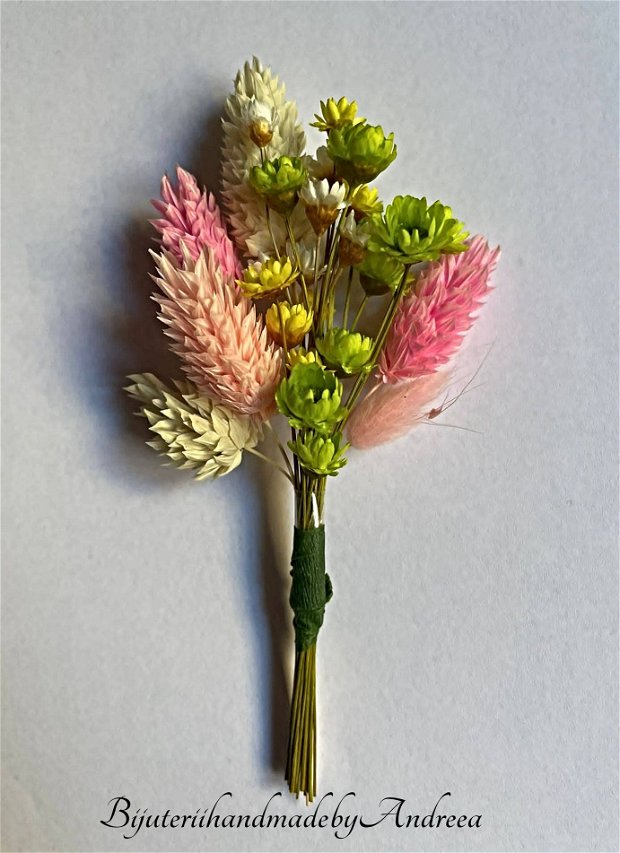 Buchetel flori uscate, model 1