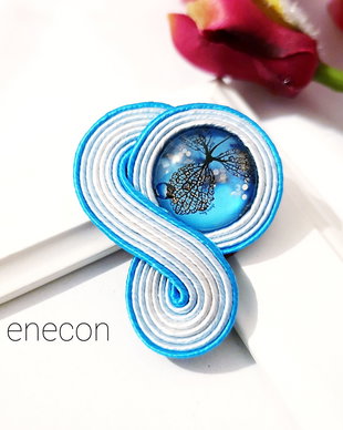 Brosa-mărțișor soutache