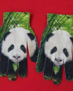 Noi-manusi imprimeu Panda
