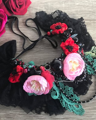 Colier statement '' Gradina cu flori"