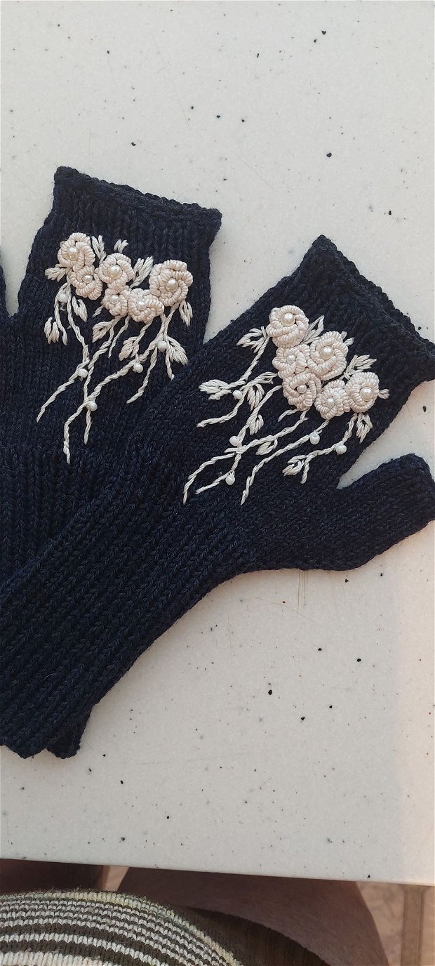 Mănuși handmade albastru navy