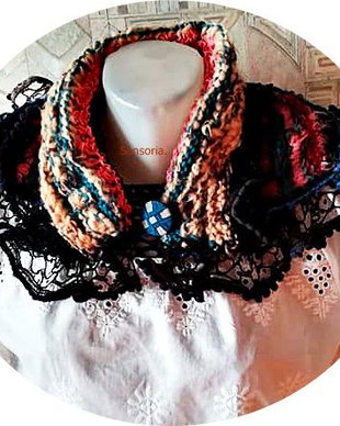 guler tricotat dantelat negru si colorat
