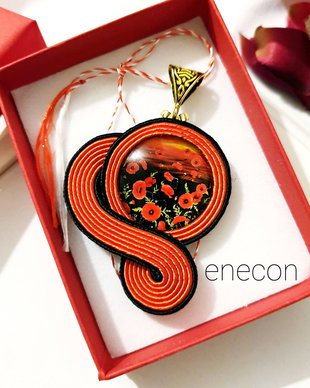 Martisor-pandantiv soutache, Pandantiv rosu cu maci