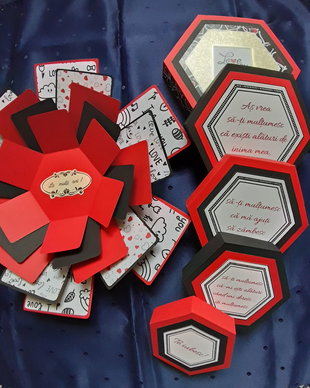 Cadou  Explosion box handmade unicate