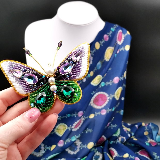 Rezervat Broșă Fluture - Colorful Butterfly