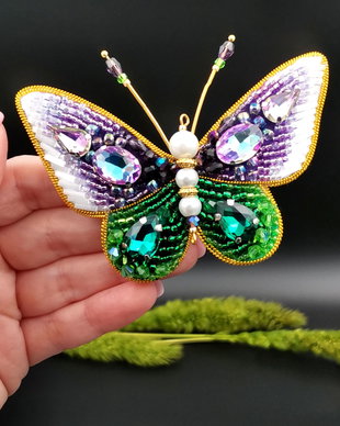 Rezervat Broșă Fluture - Colorful Butterfly