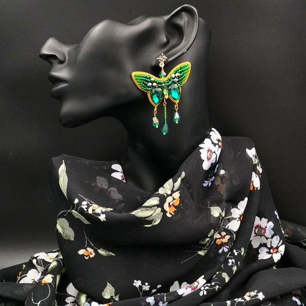 Rezervat Cercei Fluture - Green Butterfly