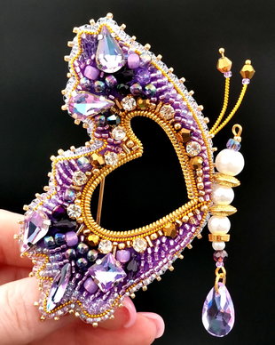 Rezervat Broșă Fluture - Regal Purple Butterfly