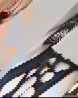 Cercei negri din piele cu sarma placata cu argint, cercei mari geometrici