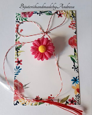 Brosa martisor floare de camp