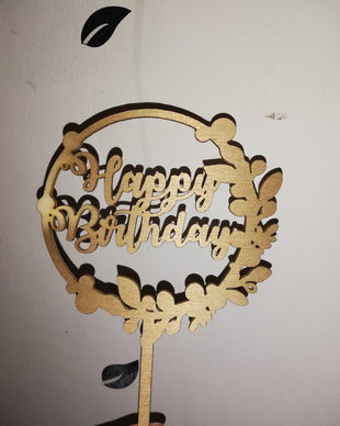 Topper tort happy birthday