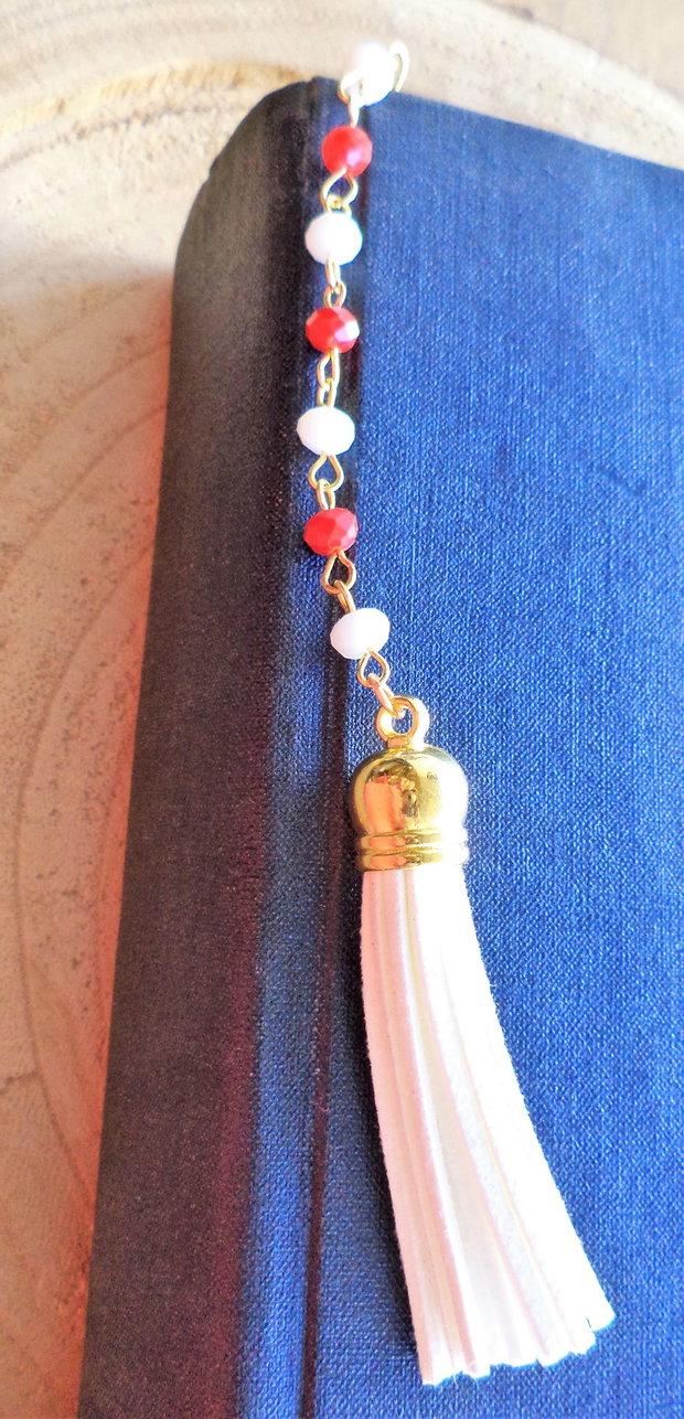 Semn de carte martisor/Semn de cartealb rosu