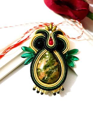 Brosa-mărțișor bufnita,  Brosa soutache