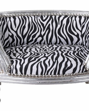 Canapea pentru caine din lemn masiv argintiu cu tapiterie zebra