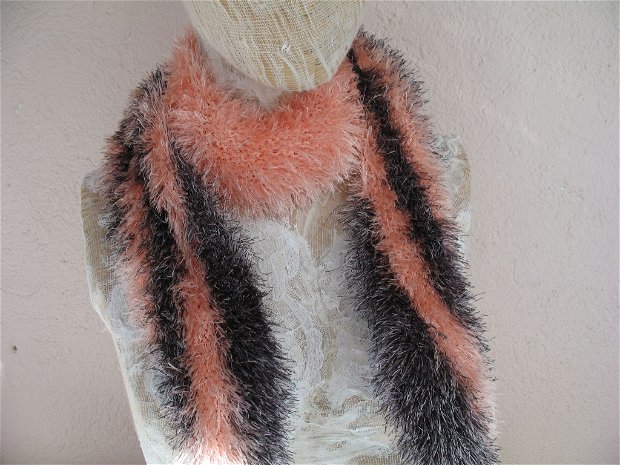Fular tricotat/esarfa pufoasa