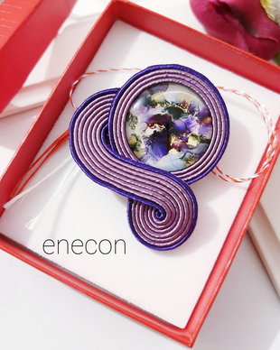 Brosa-mărțișor soutache