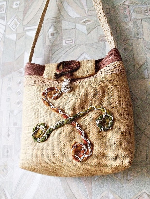 rustic stravechi - geanta din colectia " Dacica "