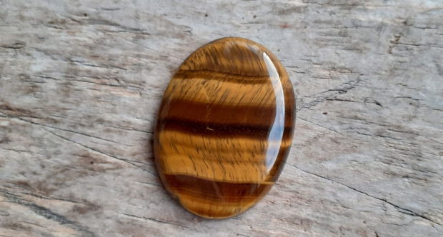 Cabochon ochi de tigru, 42x32 mm