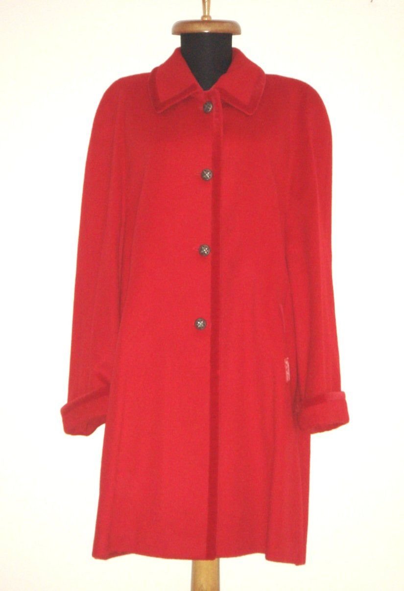 Palton evazat, din lana, rosu, de o calitate exceptionala