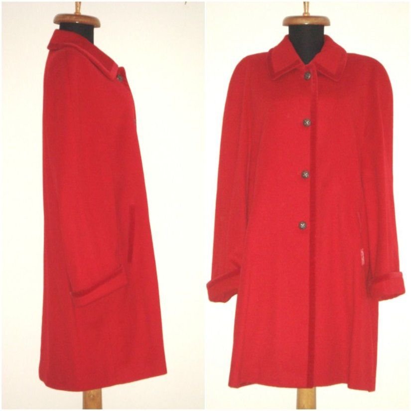 Palton evazat, din lana, rosu, de o calitate exceptionala