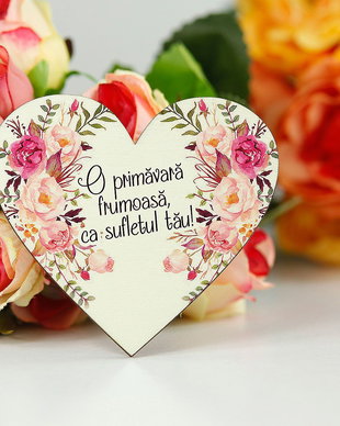 Martisoare personalitate din lemn cu magnet pentru prietena, colega etc