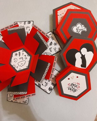 Explosion box hexagonal album foto cadou personalizat