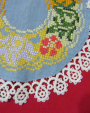 2 Mileuri broderie cruciulite