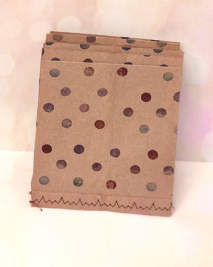 Set 25 buc pungute hartie natur Polka Dots
