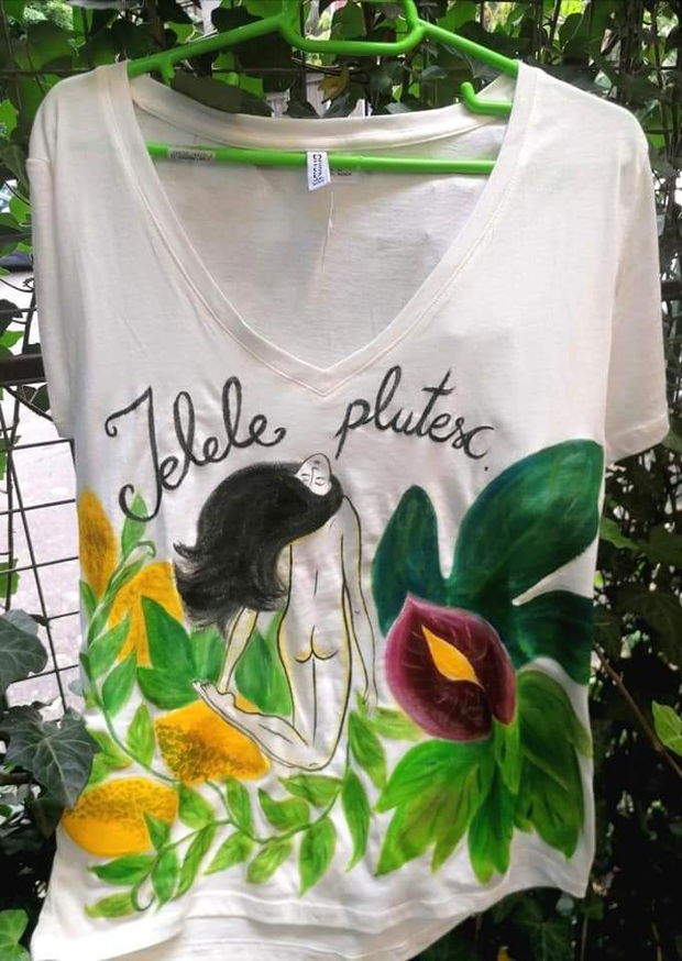 Tricou pictat "Ielele plutesc"