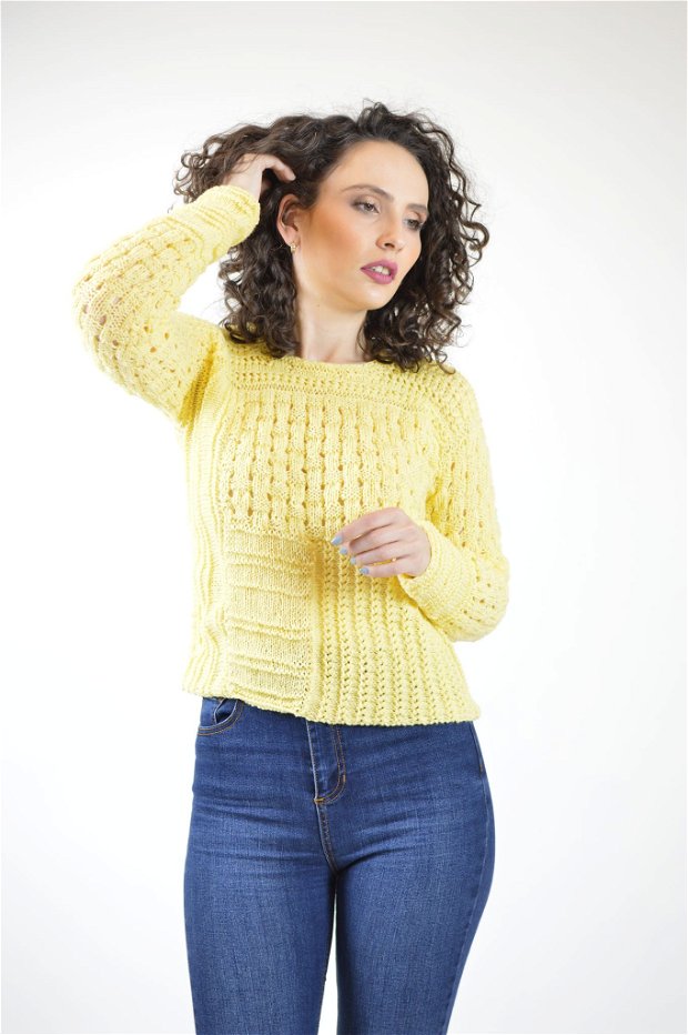 Pulover tricotat manual galben-pai
