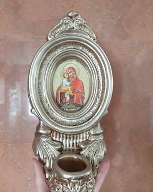 Candela ceramica perete