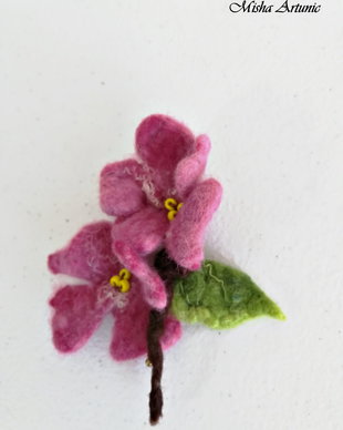 Brosa impaslita - Creanguta cires japonez - Martisor