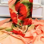 Eșarfa MACI CU STRASURI pe PEACH