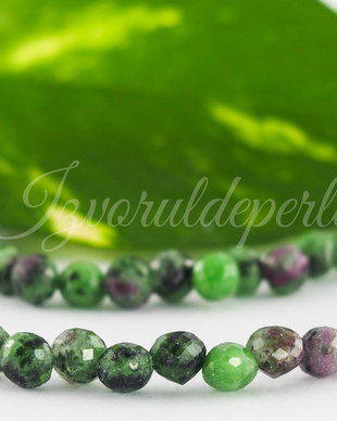 Ruby Zoisite fatetat 4-5mm (1)